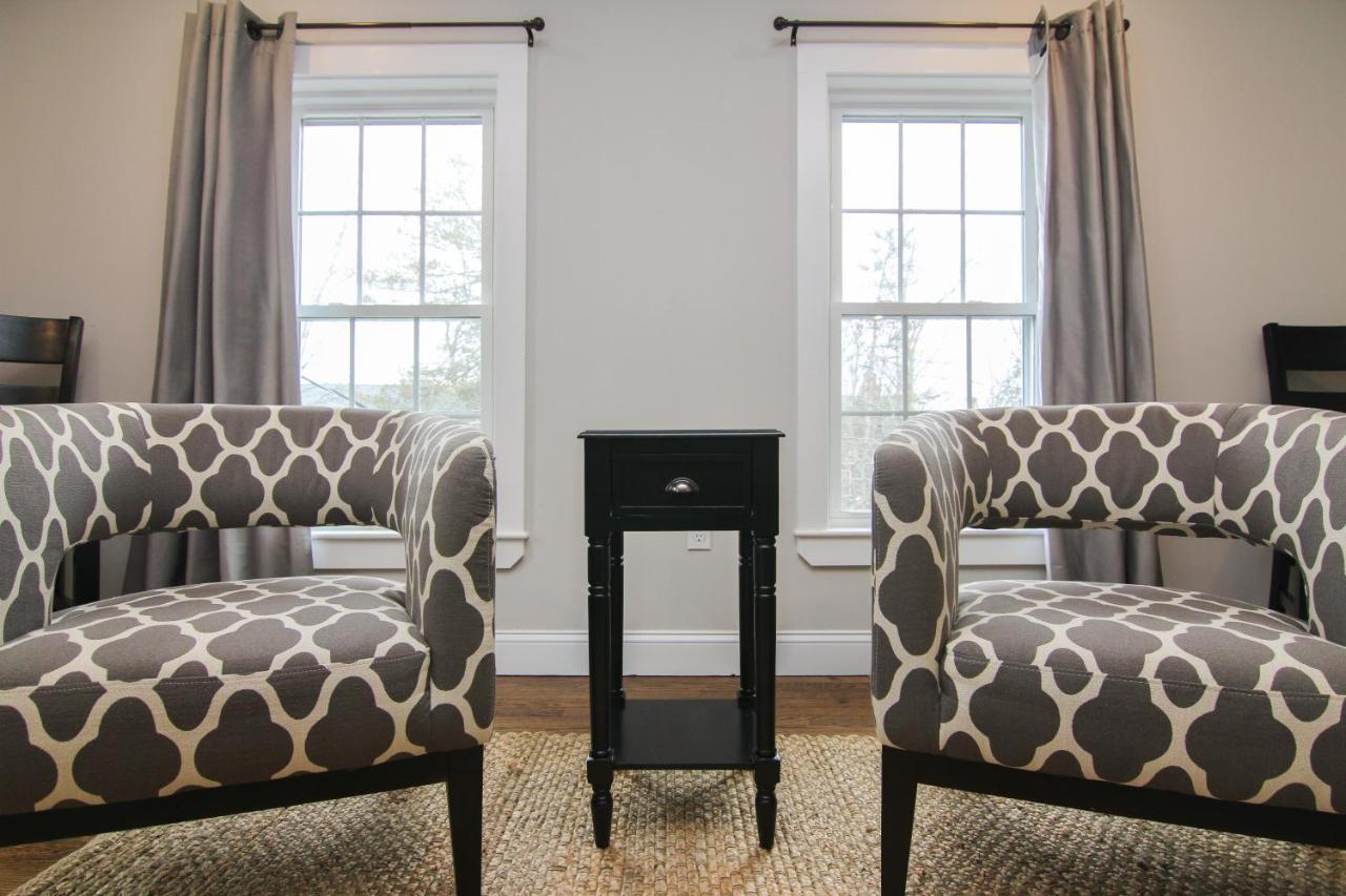 Two Bedroom With Lake View Wolfeboro Exterior photo