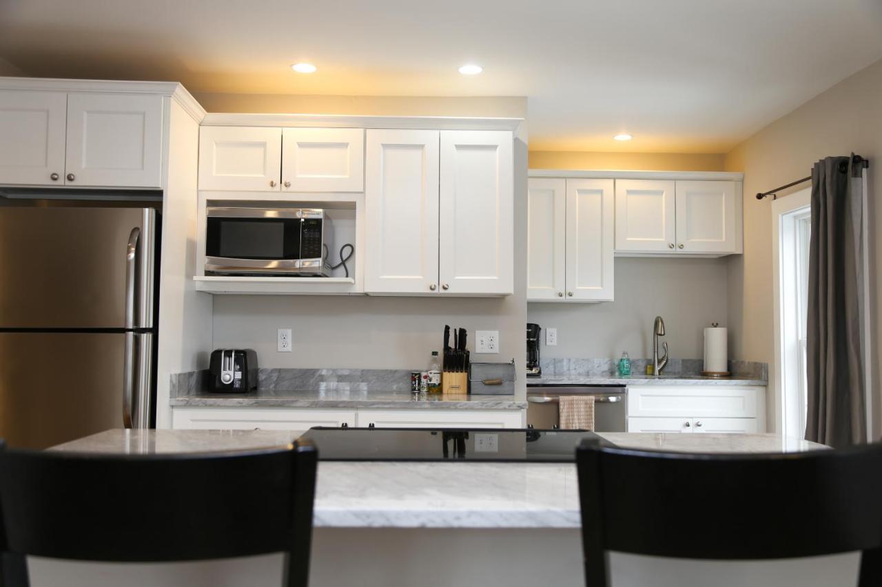 Two Bedroom With Lake View Wolfeboro Exterior photo